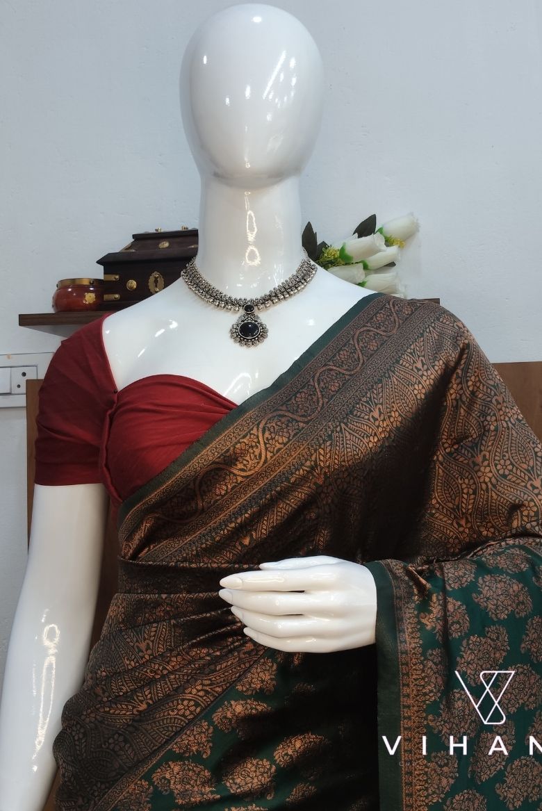 Green Banarassi Silk Saree - Image 3