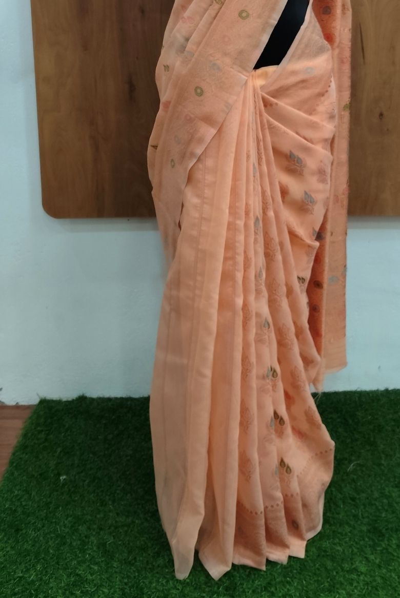 Kanjivaram Inspired Light Peach Cotton Linen Saree - Image 4