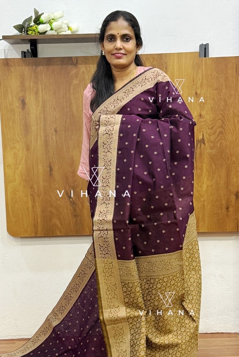 Premium Pure Handloom Cotton Saree Purple and Gold Elegance