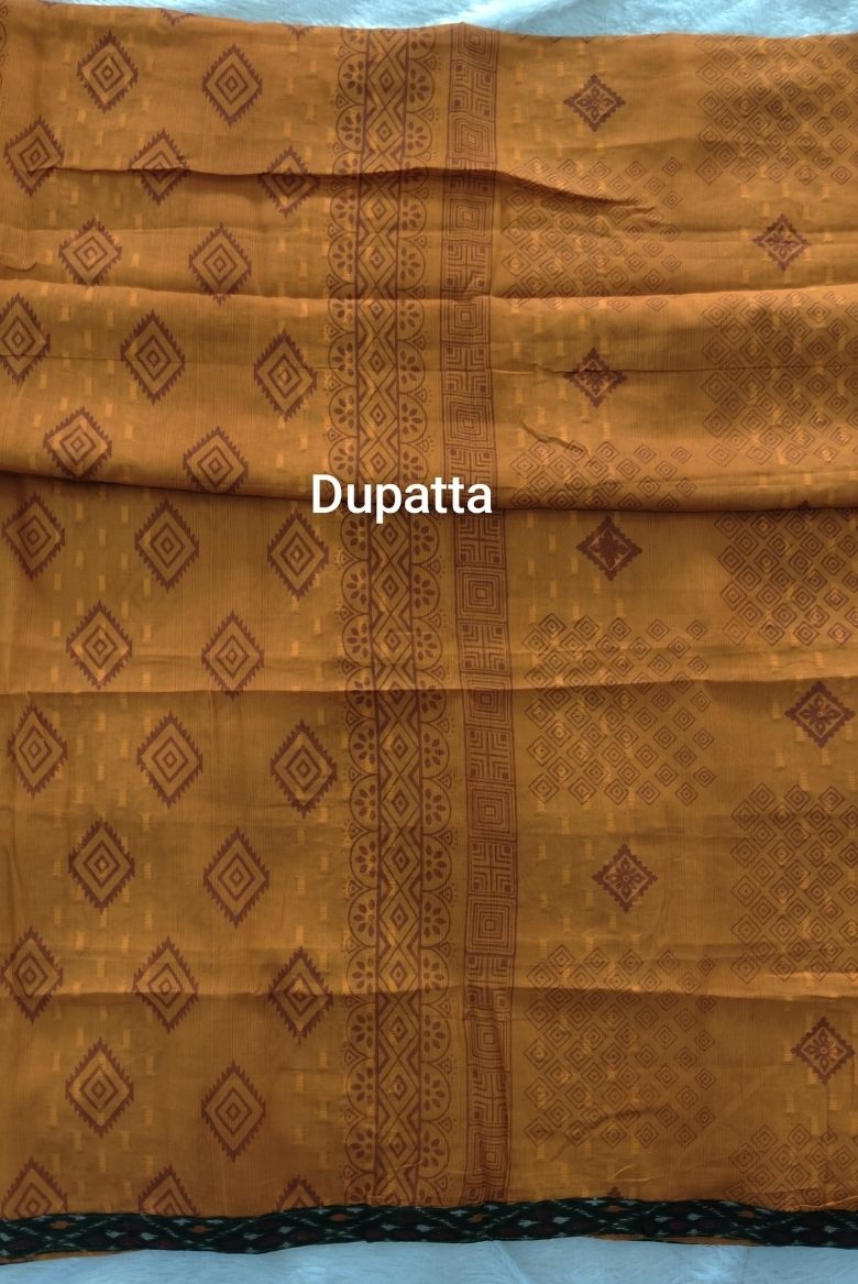 Dark Green Patola Printed Cotton Salwar Suit Material - Image 4