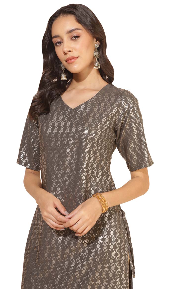 Grey Crepe Foil Printed Straight Kurta - Image 2