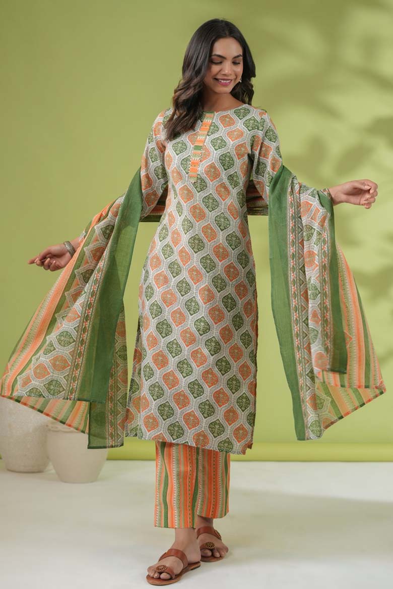 White Cotton Blend Printed Straight Kurta Set - Image 2
