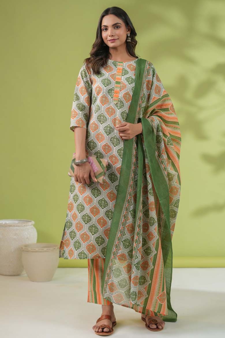 White Cotton Blend Printed Straight Kurta Set - Image 6