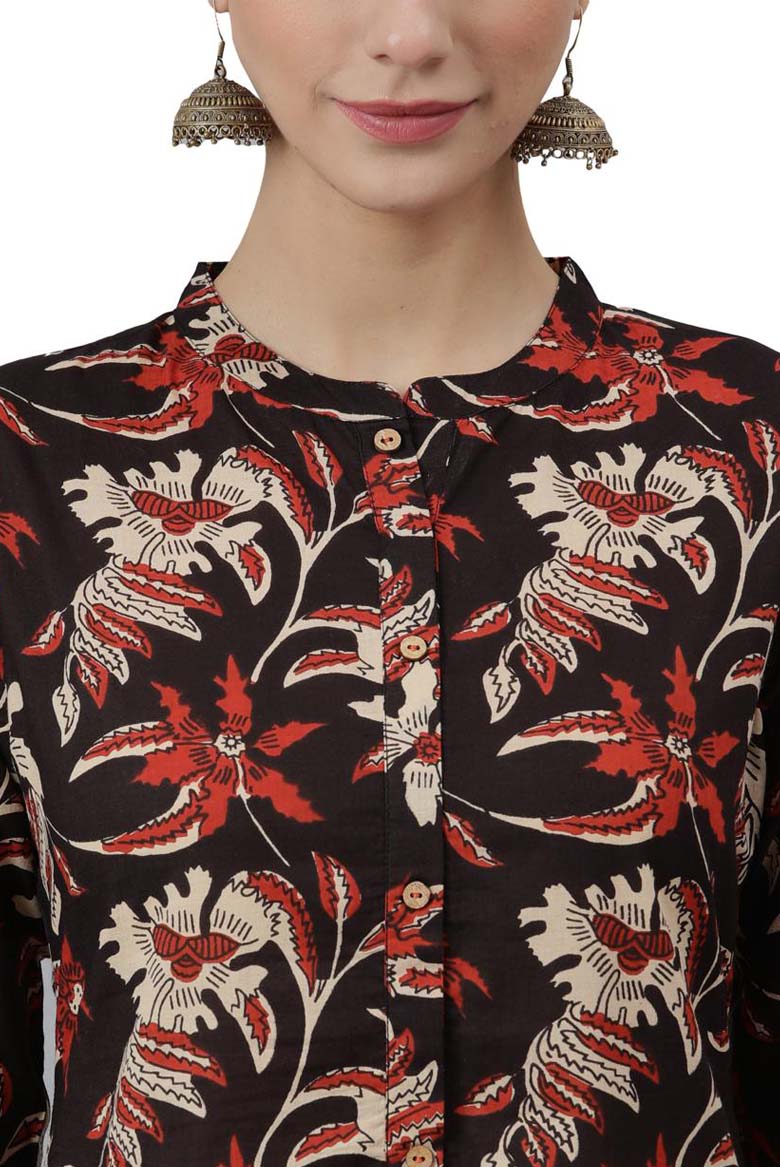 Black cotton botanical print Kurta with Pant and Dupatta - Image 5