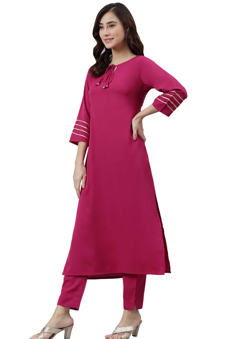 Magenta Poly Crepe Solid Kurta with Pant - Image 4