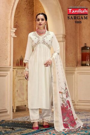 Alia Cut Kurti with Bottom and Dupatta(color-white)