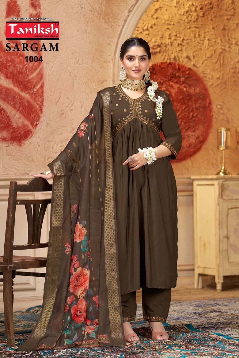 Alia Cut Kurti with Bottom and Dupatta (color-Brown)