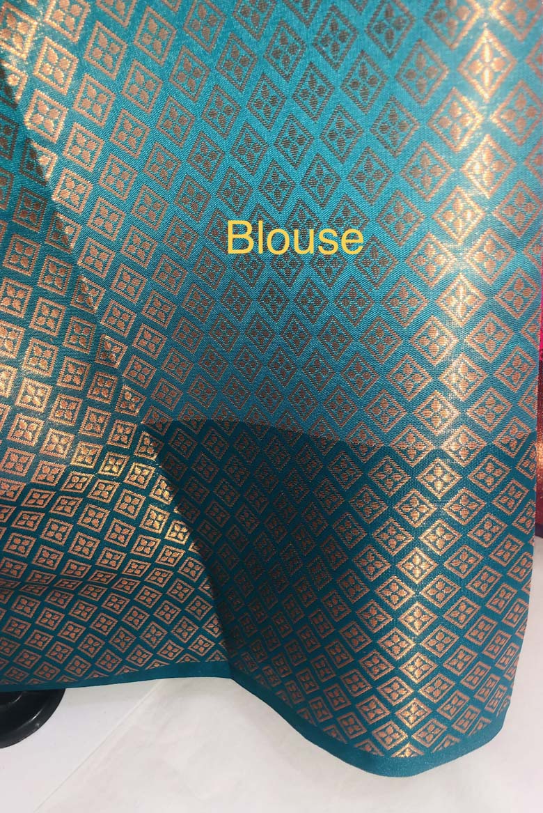 Elegant Pink Banarasi Silk Saree with Exquisite Golden Zari Work and Designer Border with contrast colored Pallu and Unstitched running blouse - Image 5