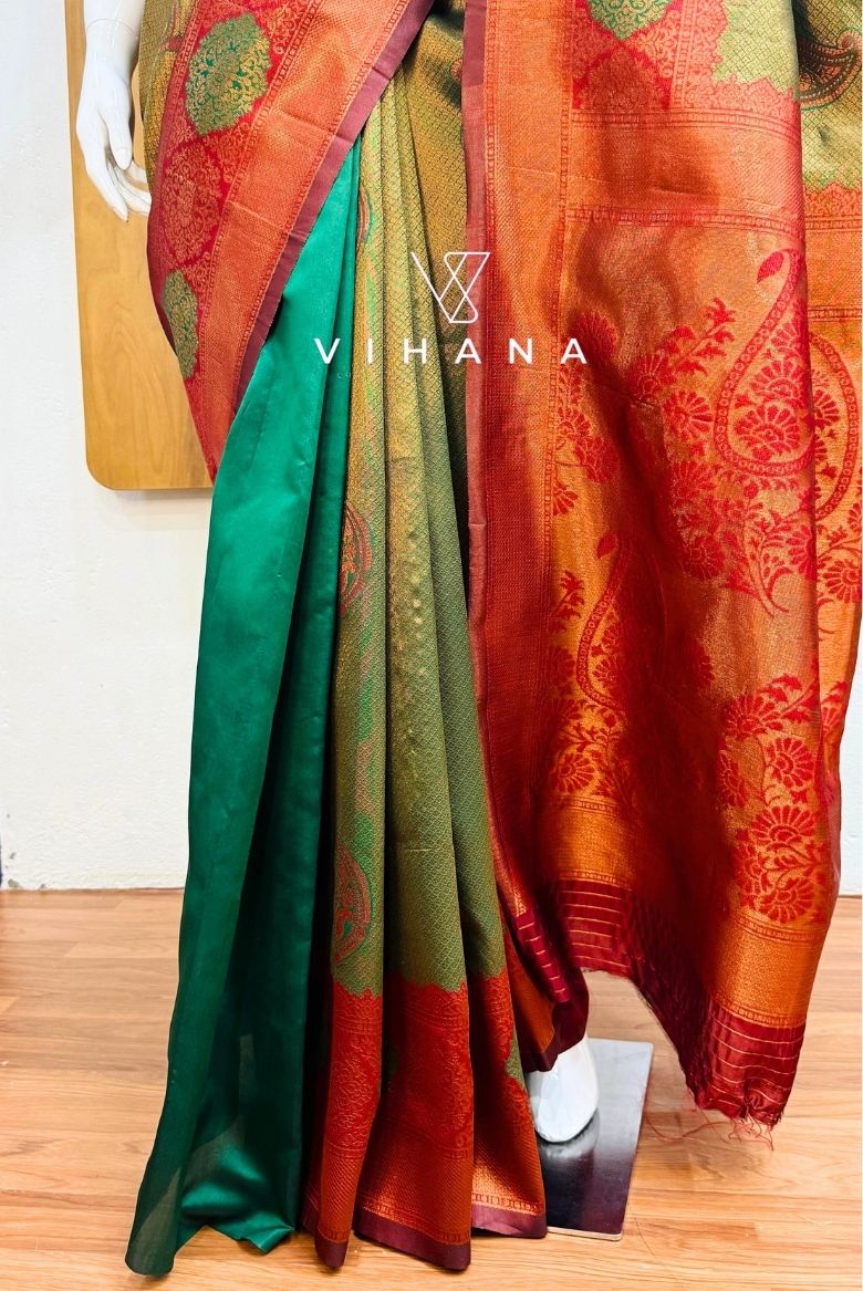 Dark Green Banarasi Saree with Maroon Border - Image 5