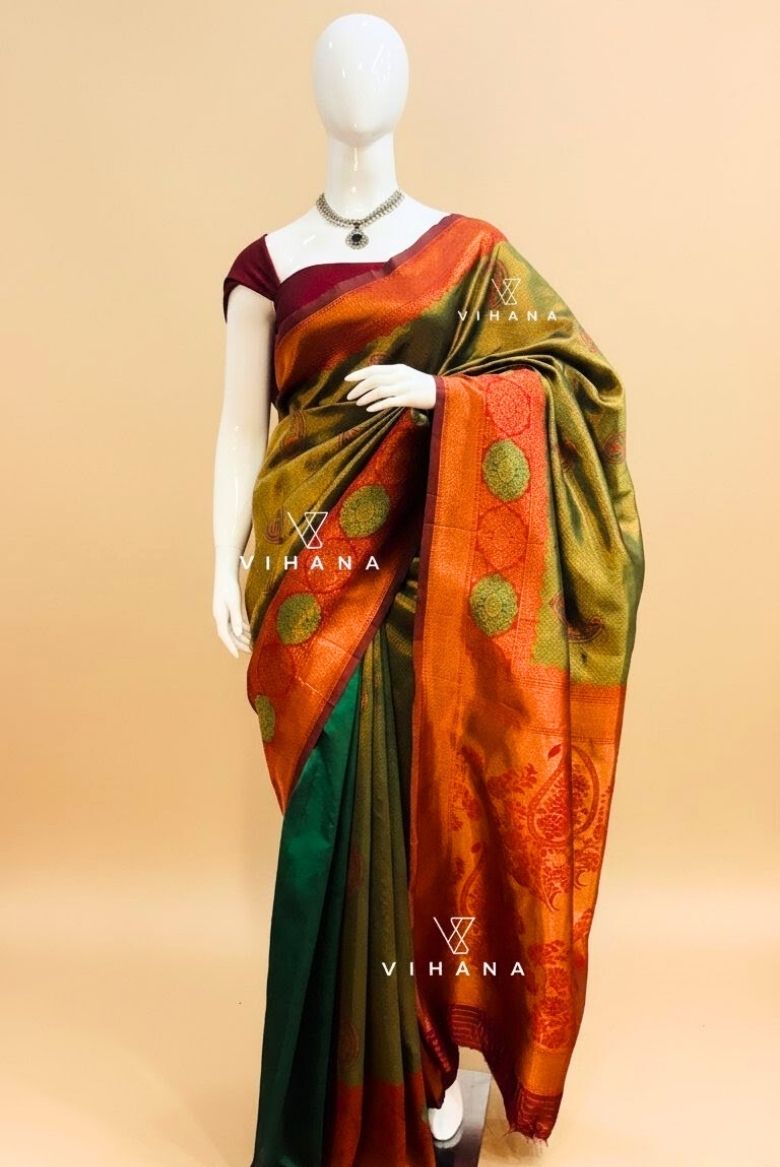 Dark Green Banarasi Saree with Maroon Border - Image 8