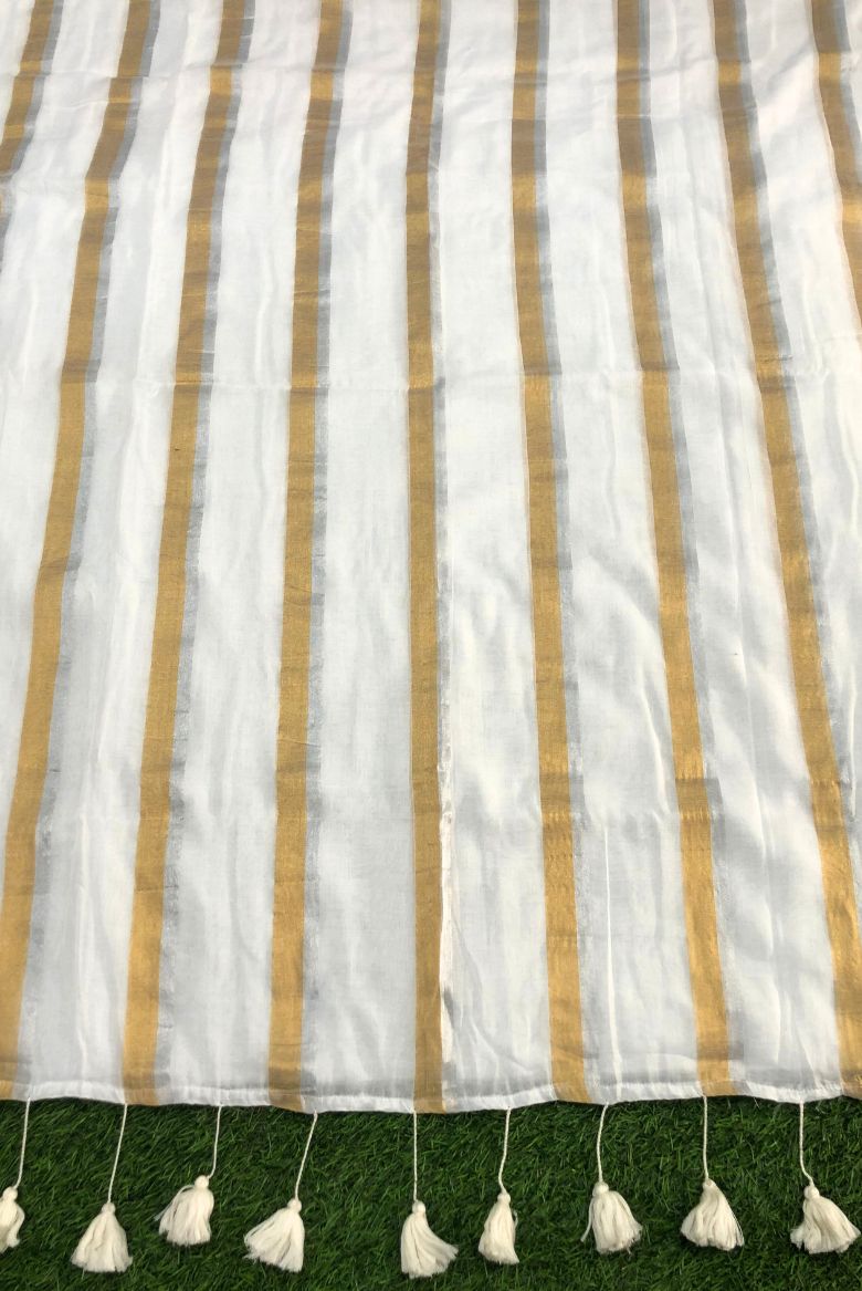 White 120 Pure Mulcotton Saree - Image 3