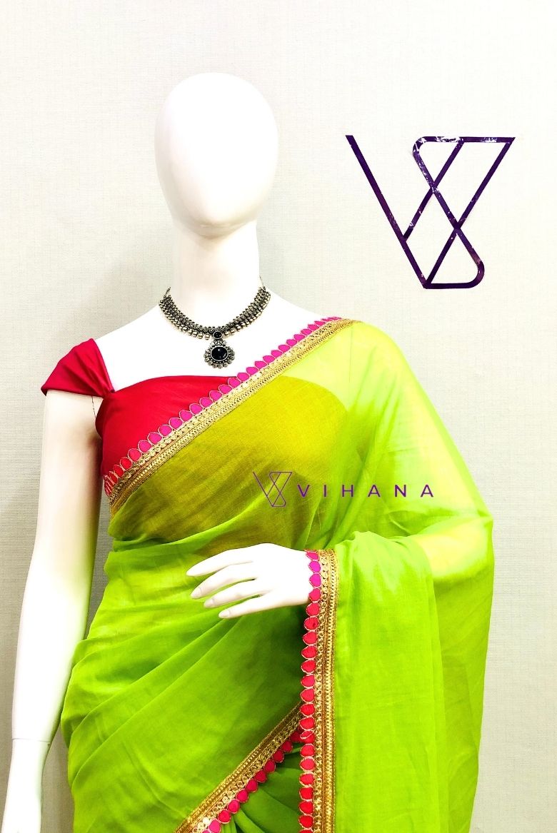Parrot Green Mul Cotton Saree with Beautiful Lace Work Borders - Image 2
