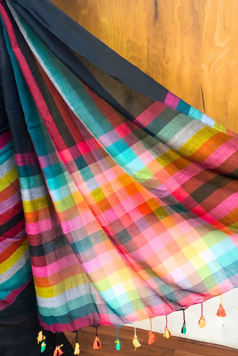 Pure 120 count Mul Cotton Black and Rainbow Design Saree - Image 5